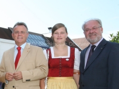 090902-Inform-E-009-_960px