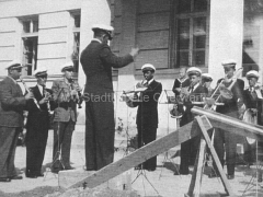 1954-oder-frueher-1.-Platzkonzert-vor-dem-Rathaus_960px