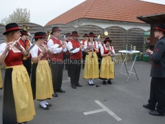 130426-Maibaumaufwtellen-Stadtwirt-08_960px