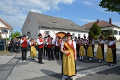 190501 b Maibaumaufstellen