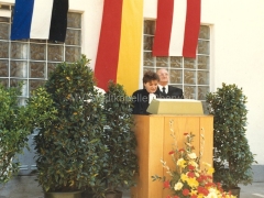 7_1920px