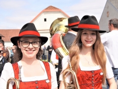 230501.MB-7-Large
